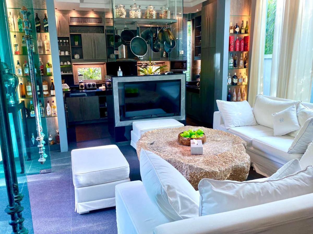 Villa On The Rocks, 4 Bedrooms, Phuket Surin Beach  Exterior foto