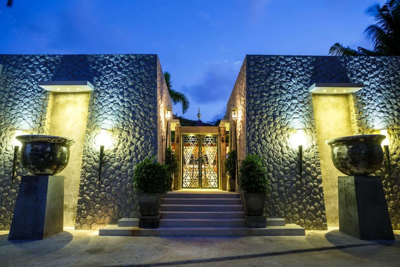 Villa On The Rocks, 4 Bedrooms, Phuket Surin Beach  Exterior foto