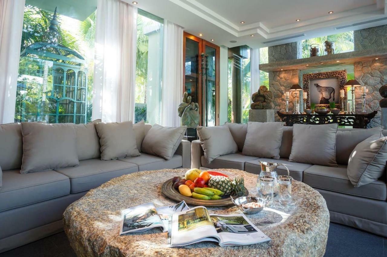 Villa On The Rocks, 4 Bedrooms, Phuket Surin Beach  Exterior foto